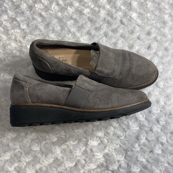 Clark’s collection grey suede loafers size 8m - Picture 2 of 8